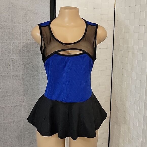 BRAND NEW VIBE SLEEVELESS KEYHOLE DESIGN WITH MESH LACE TOP - Picture 3 of 13